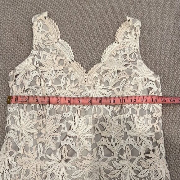 Ann Taylor Petite Cream Floral Sheath Dress- 2P - Picture 10 of 11